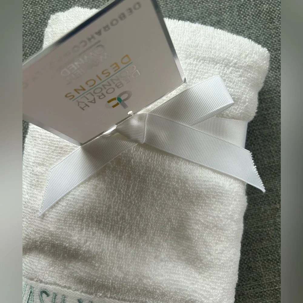 Deborah Connolly Designs Set of 2 Hand Towels embroidered “Wash Your Hands” - Picture 4 of 7